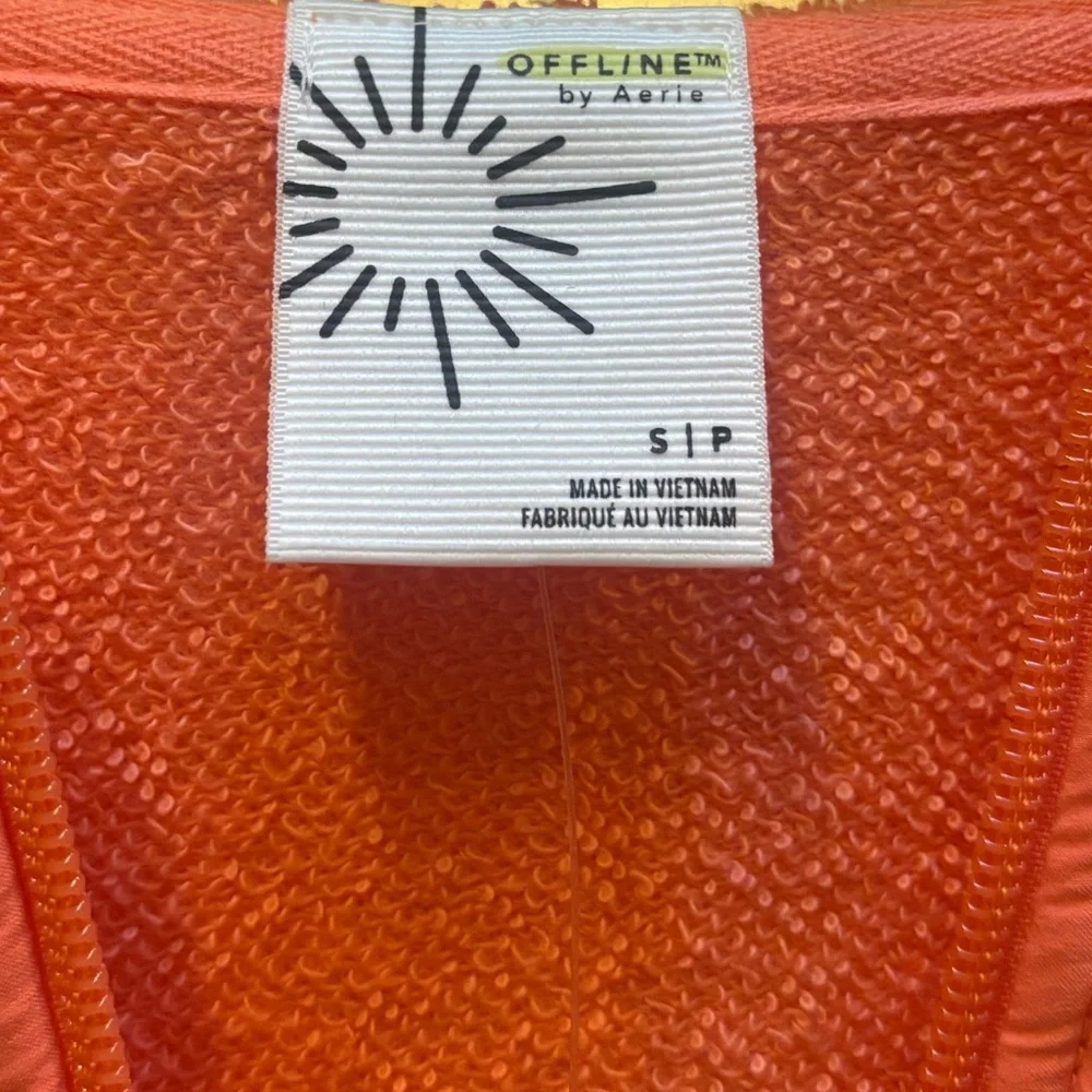 Aerie NWT Offline Coral zip up hoodie size small, 100% Cotton 💕 - Picture 5 of 6